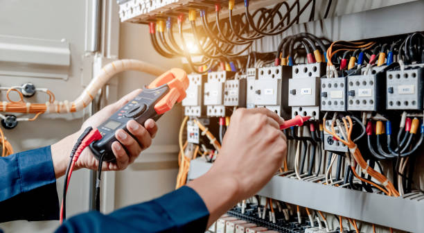 Best Circuit Breaker Repair  in Artesia, CA